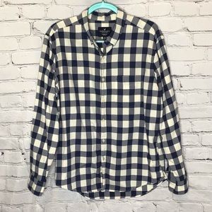 American Eagle Outfitters Blue & Cream Plaid Seriously Soft Classic Fit Large